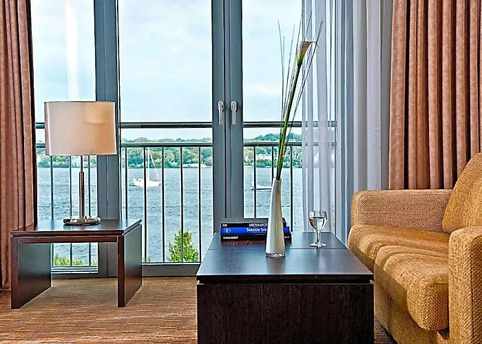 Elaya Finkenwerder Hotel